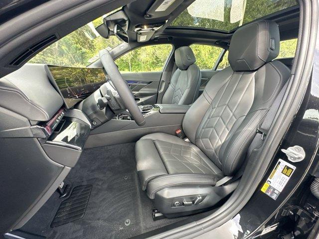 new 2026 BMW 550e car