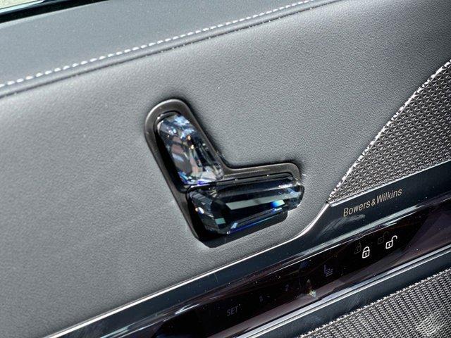 new 2025 BMW 760 car, priced at $133,820