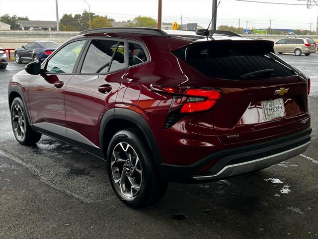 used 2024 Chevrolet Trax car, priced at $17,900