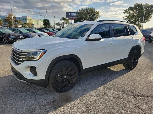 new 2025 Volkswagen Atlas car, priced at $41,443