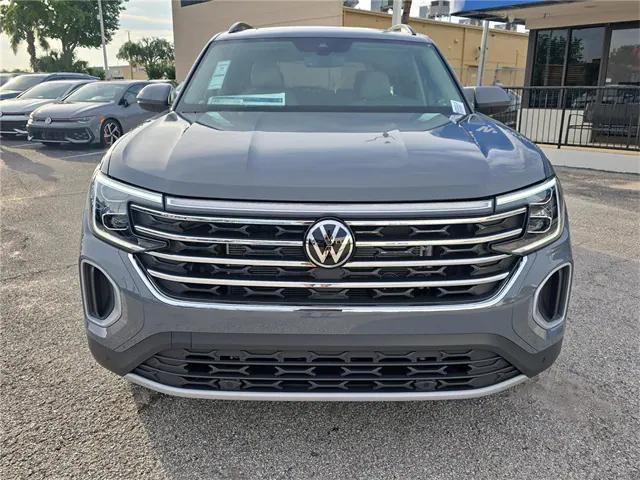 new 2026 Volkswagen Atlas car, priced at $46,555