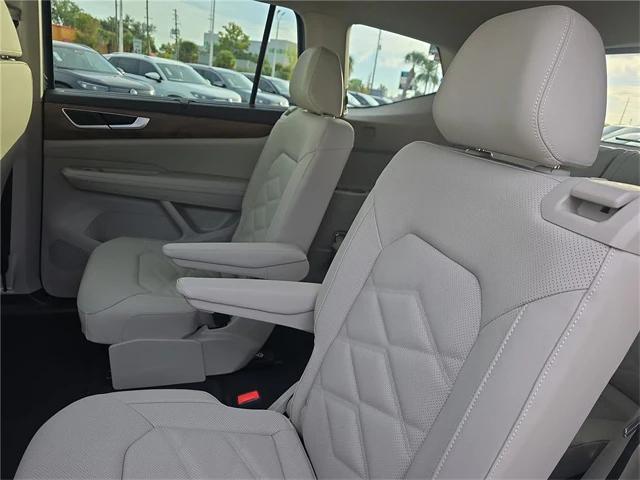 new 2026 Volkswagen Atlas car, priced at $46,555