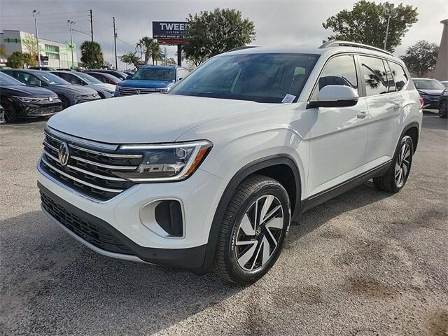 new 2025 Volkswagen Atlas car, priced at $40,333