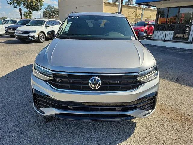 new 2024 Volkswagen Tiguan car, priced at $32,400