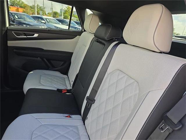 new 2026 Volkswagen Atlas Cross Sport car, priced at $55,346