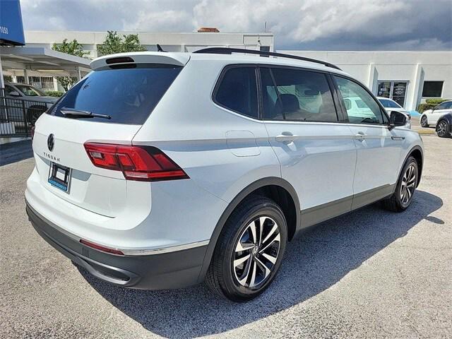 new 2024 Volkswagen Tiguan car, priced at $27,695