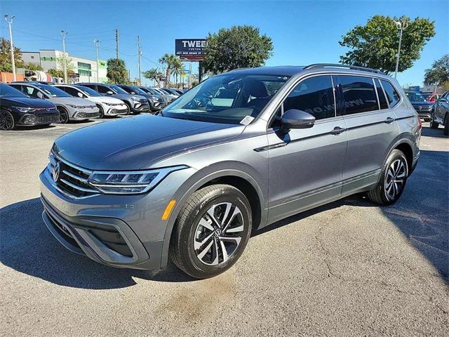 new 2024 Volkswagen Tiguan car, priced at $27,195