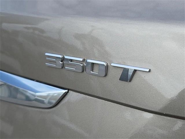 used 2022 Cadillac XT5 car, priced at $28,499