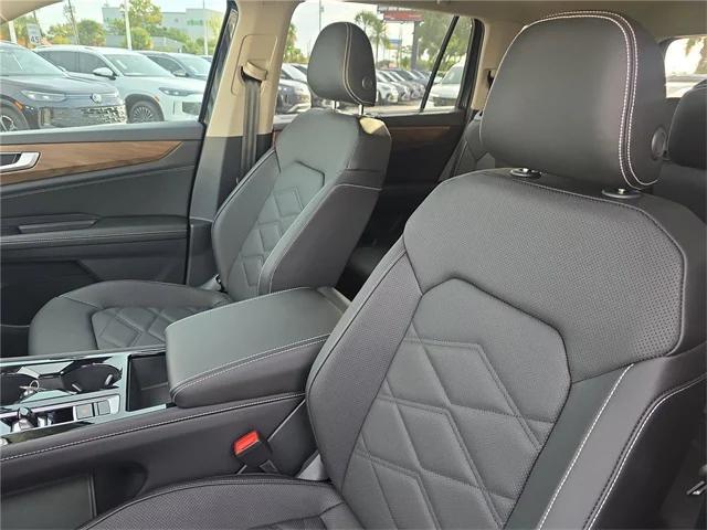 new 2026 Volkswagen Atlas car, priced at $46,000