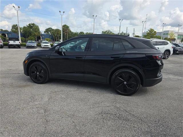 new 2025 Volkswagen ID.4 car, priced at $51,871
