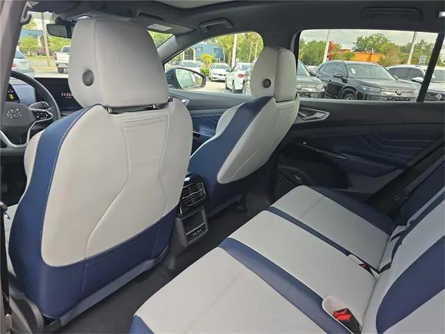 new 2025 Volkswagen ID.4 car, priced at $51,871