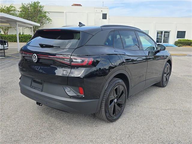 new 2025 Volkswagen ID.4 car, priced at $51,871
