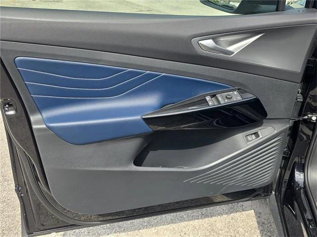 new 2025 Volkswagen ID.4 car, priced at $51,871