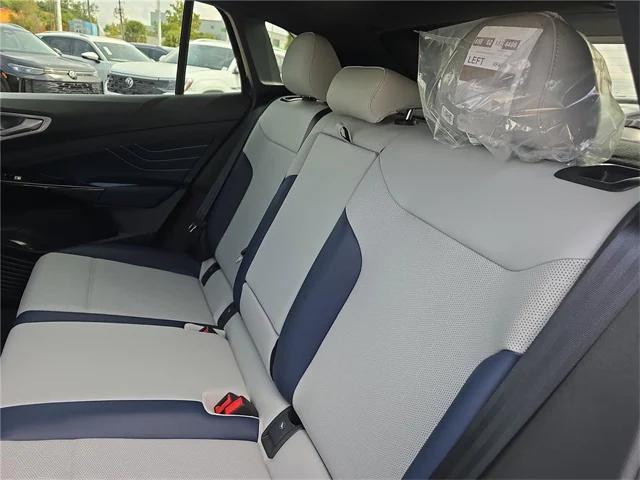 new 2025 Volkswagen ID.4 car, priced at $51,871