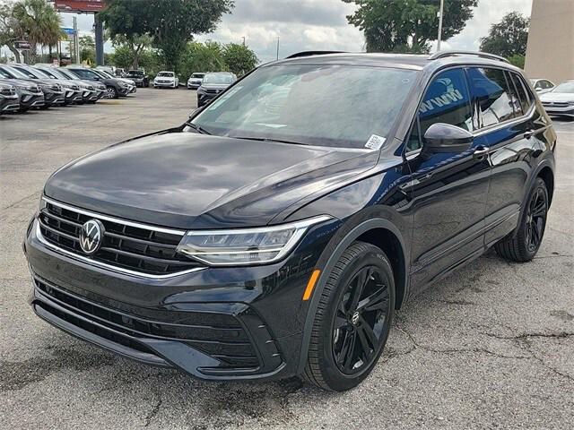 new 2024 Volkswagen Tiguan car, priced at $32,899