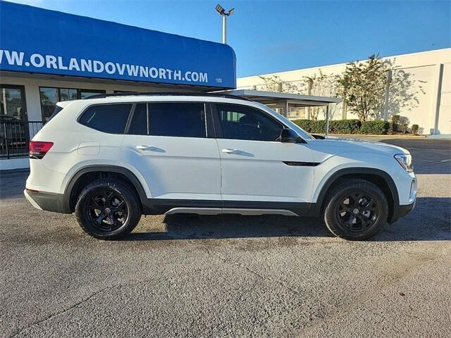 new 2025 Volkswagen Atlas car, priced at $45,138