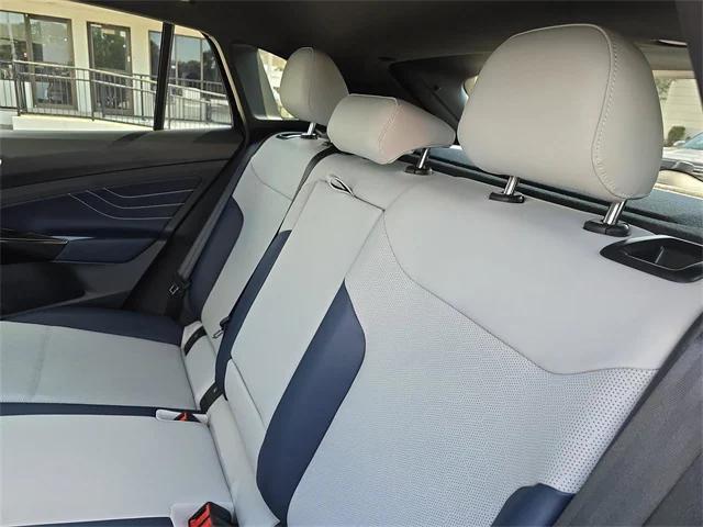 new 2025 Volkswagen ID.4 car, priced at $49,347
