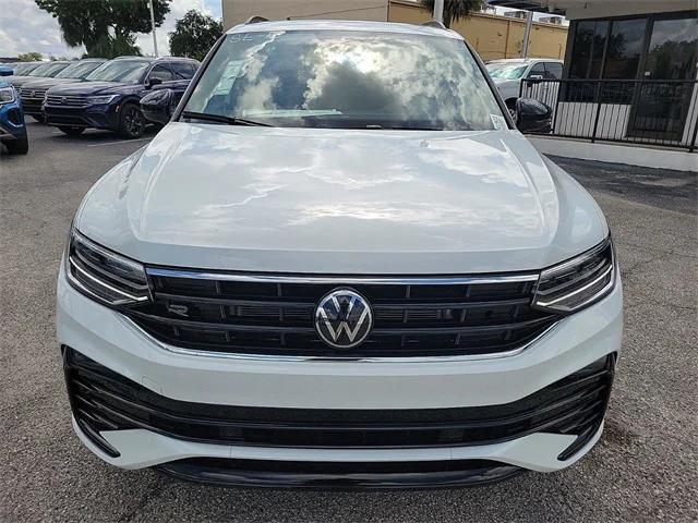 new 2024 Volkswagen Tiguan car, priced at $33,278