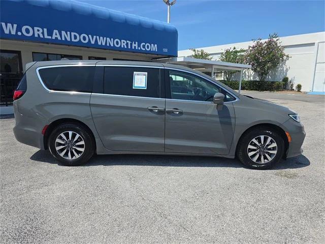 used 2022 Chrysler Pacifica Hybrid car, priced at $24,599