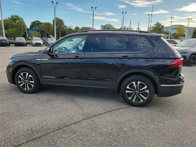 new 2024 Volkswagen Tiguan car, priced at $27,695