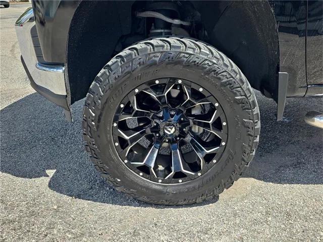 used 2020 Chevrolet Silverado 1500 car, priced at $30,599