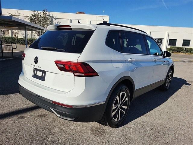 new 2024 Volkswagen Tiguan car, priced at $27,195