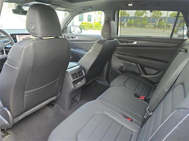 new 2025 Volkswagen Atlas Cross Sport car, priced at $44,996