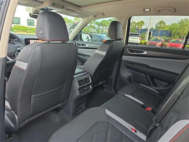 new 2025 Volkswagen Atlas car, priced at $43,040