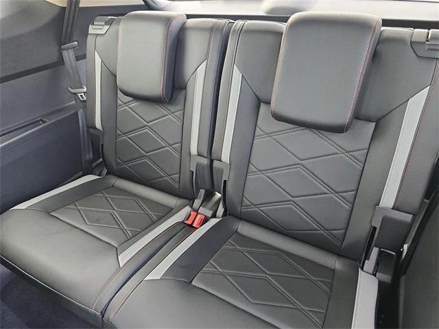 new 2025 Volkswagen Atlas car, priced at $43,638