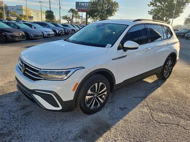 new 2024 Volkswagen Tiguan car, priced at $27,195