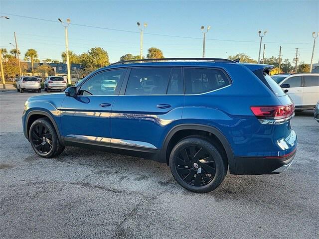 new 2025 Volkswagen Atlas car, priced at $42,475