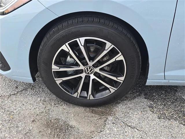new 2025 Volkswagen Jetta car, priced at $23,910