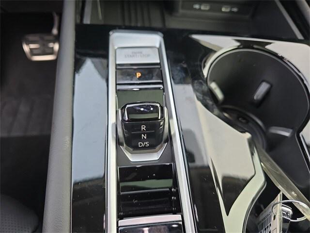 new 2025 Volkswagen Atlas car, priced at $51,810