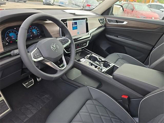 new 2025 Volkswagen Atlas car, priced at $51,810