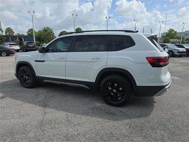 new 2025 Volkswagen Atlas car, priced at $44,638