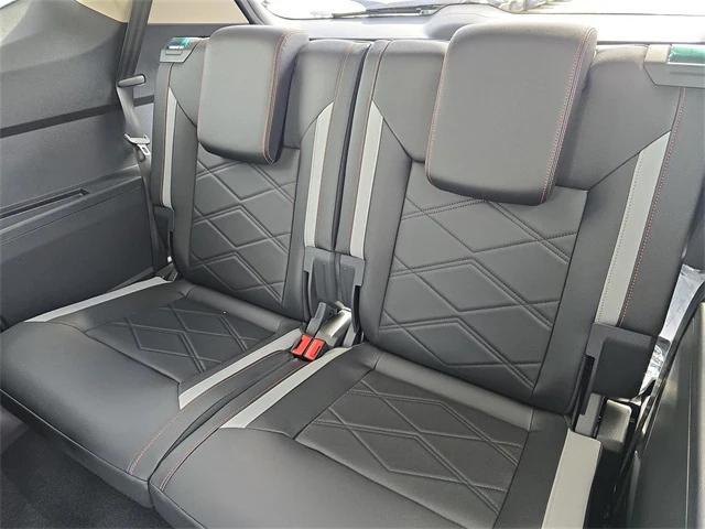 new 2025 Volkswagen Atlas car, priced at $44,638