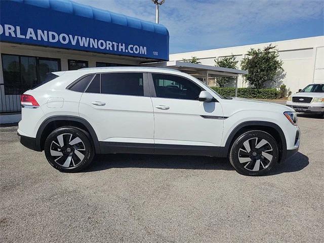 new 2024 Volkswagen Atlas Cross Sport car, priced at $38,159