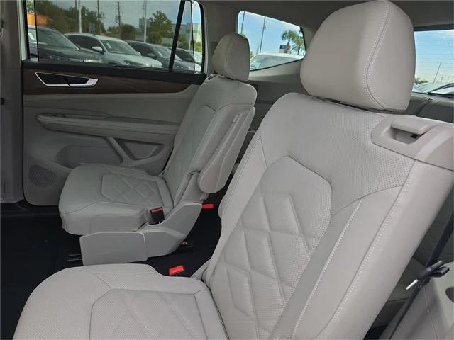 new 2026 Volkswagen Atlas car, priced at $46,946