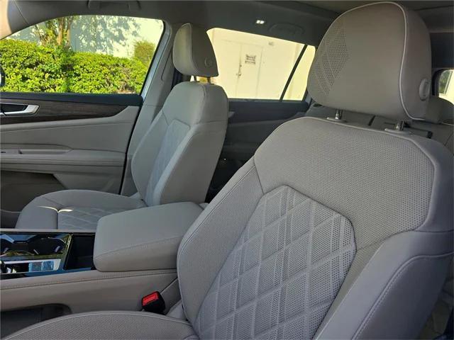 new 2026 Volkswagen Atlas car, priced at $55,560