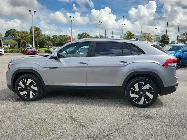 new 2024 Volkswagen Atlas Cross Sport car, priced at $38,159