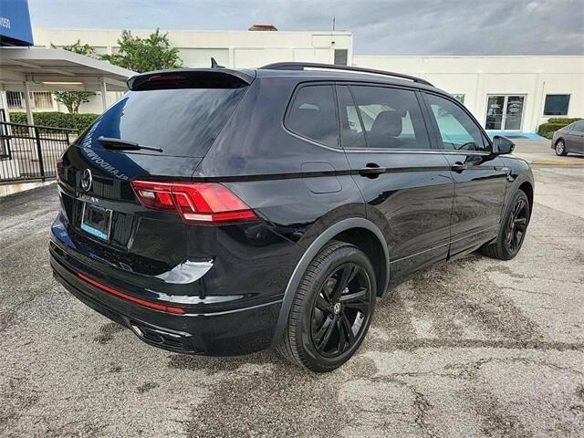 new 2024 Volkswagen Tiguan car, priced at $32,889