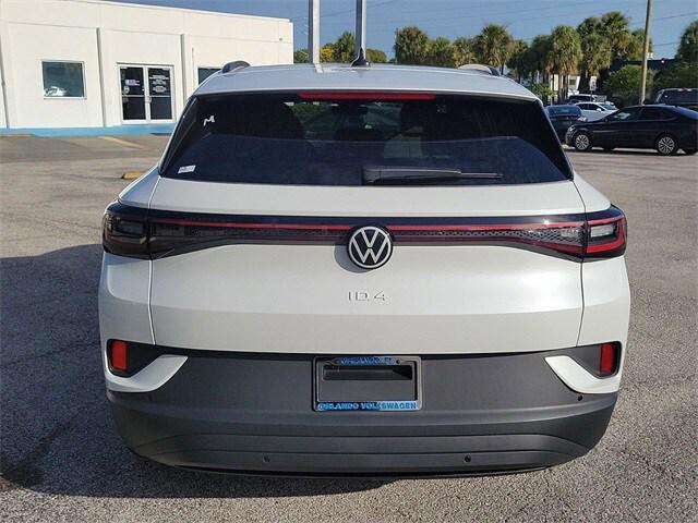 new 2024 Volkswagen ID.4 car, priced at $38,272