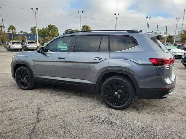 new 2025 Volkswagen Atlas car, priced at $42,475