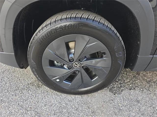 new 2025 Volkswagen Taos car, priced at $25,120