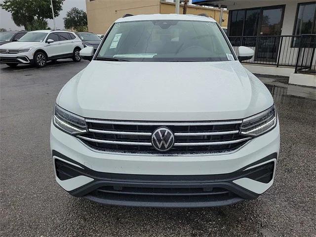 new 2024 Volkswagen Tiguan car, priced at $27,195