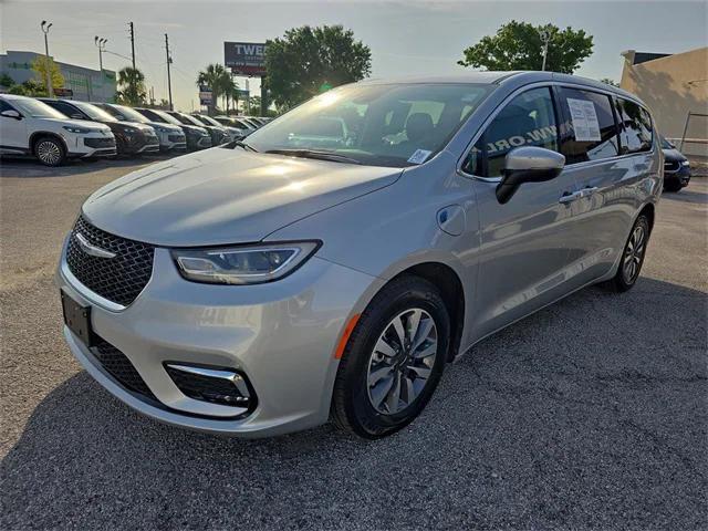 used 2023 Chrysler Pacifica Hybrid car, priced at $24,695