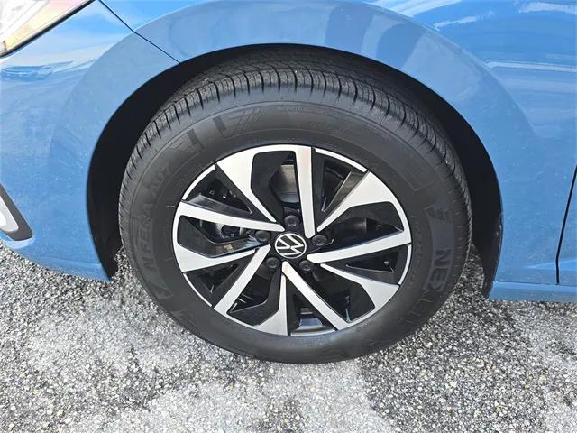 new 2025 Volkswagen Jetta car, priced at $23,000