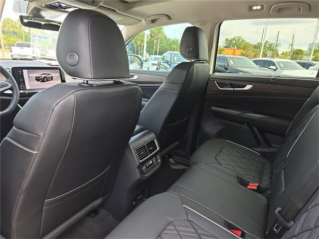 new 2026 Volkswagen Atlas car, priced at $55,560