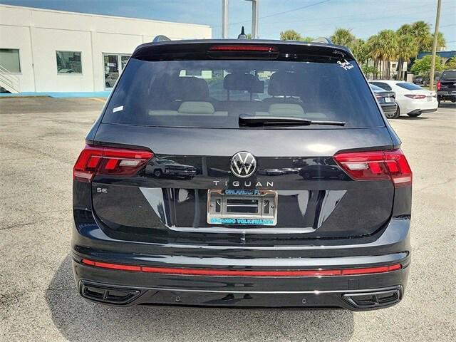 new 2024 Volkswagen Tiguan car, priced at $32,899