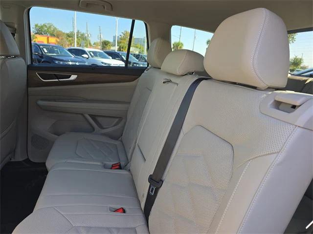 new 2026 Volkswagen Atlas car, priced at $44,936